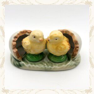 Vintage Ceramic Hatching Chicks Salt & Pepper Shaker Set – Springtime Farmhouse